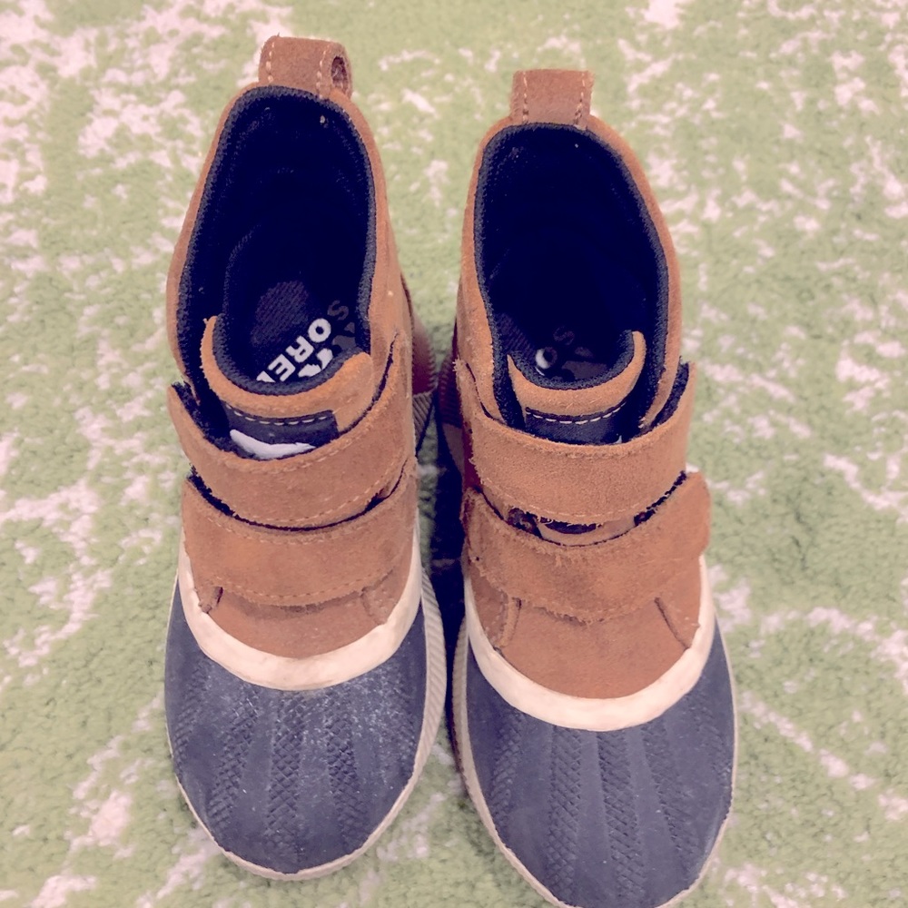 Sorel winter waterproof boots kids
